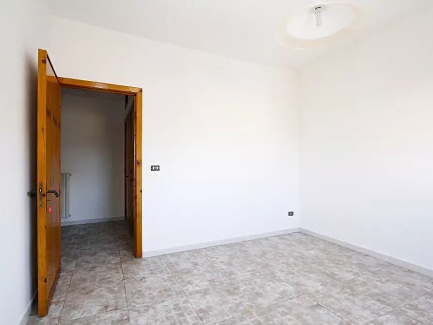 Immagine 7 di Appartamento in vendita  in Via Fabio Filzi a Matino