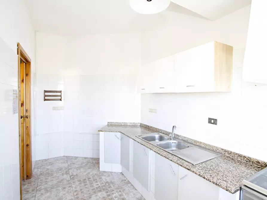 Immagine 21 di Appartamento in vendita  in Via Fabio Filzi a Matino