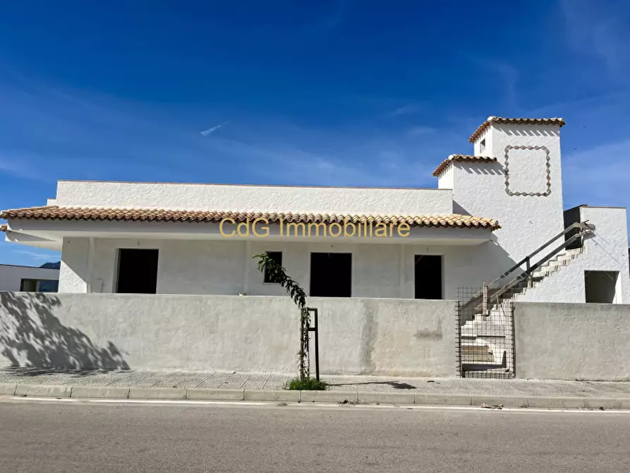 Immagine 5 di Villa in vendita  in Via Mosca 8 a Olbia