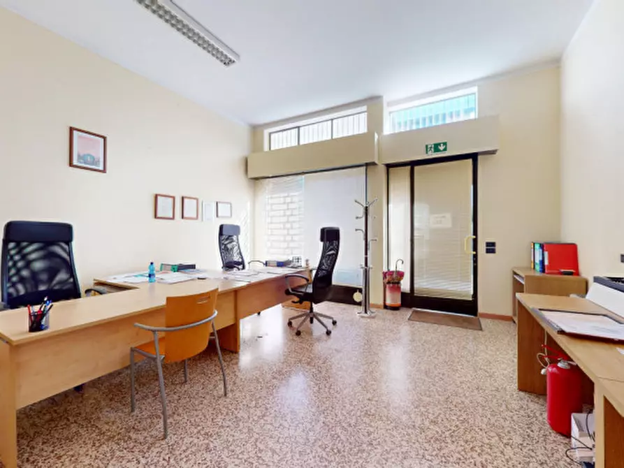 Immagine 3 di Ufficio in vendita  in Via Montebello della Battaglia 9/A a Vicenza