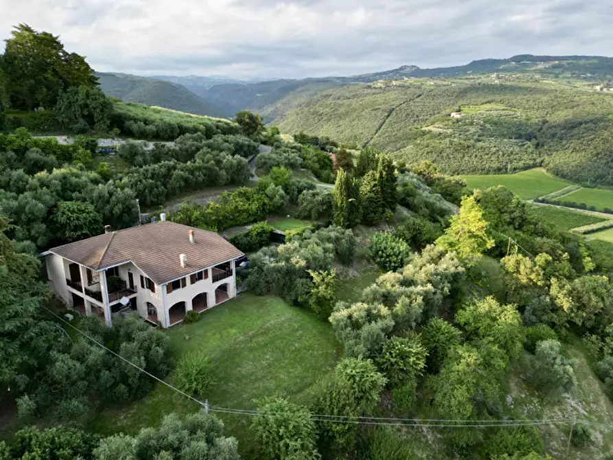 Immagine 2 di Casa indipendente in vendita  in VIA PROVE a Verona