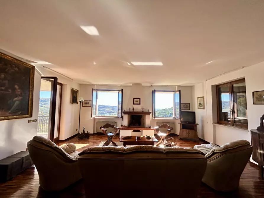 Immagine 9 di Casa indipendente in vendita  in VIA PROVE a Verona