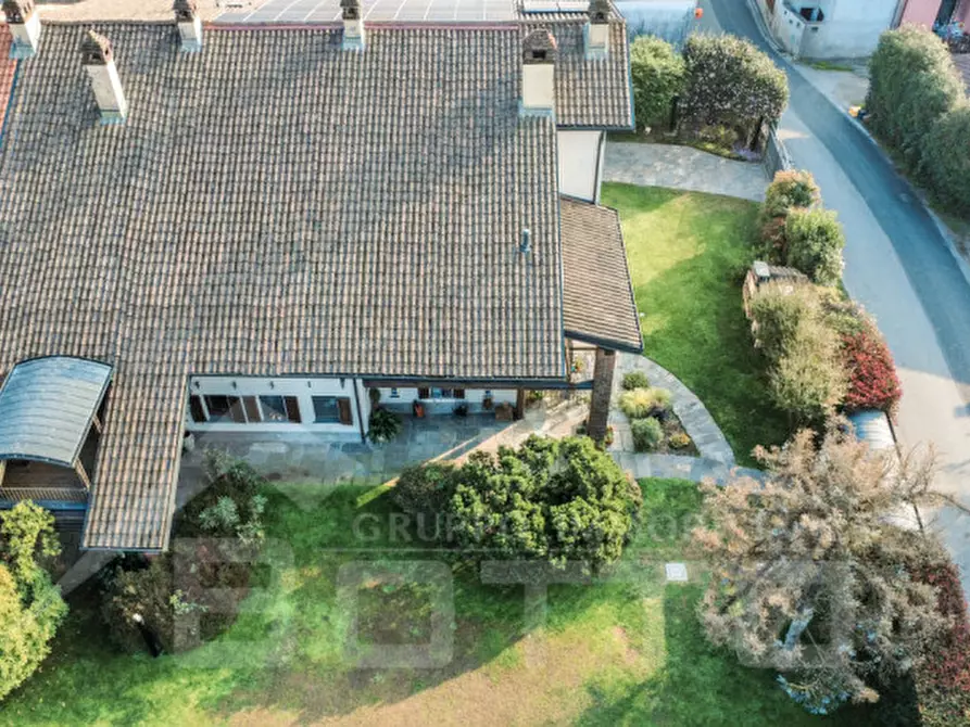 Immagine 5 di Casa indipendente in vendita  in Via Strera n 173 a Oleggio