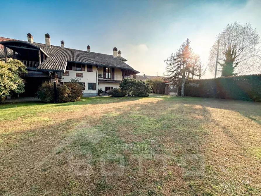 Immagine 6 di Casa indipendente in vendita  in Via Strera n 173 a Oleggio