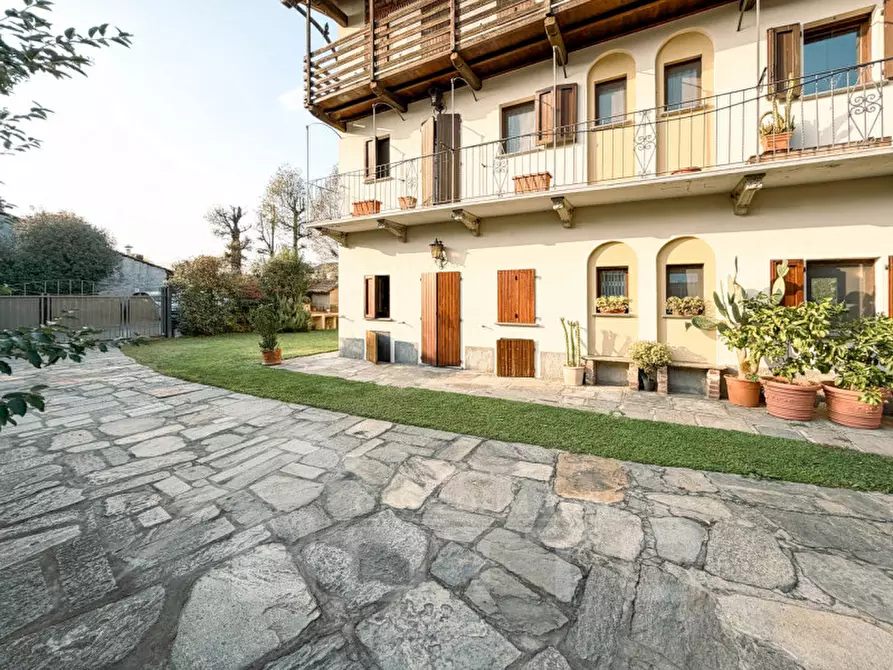 Immagine 18 di Casa indipendente in vendita  in Via Strera n 173 a Oleggio