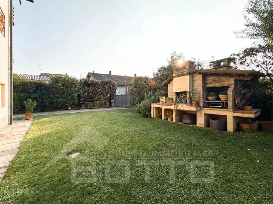 Immagine 20 di Casa indipendente in vendita  in Via Strera n 173 a Oleggio