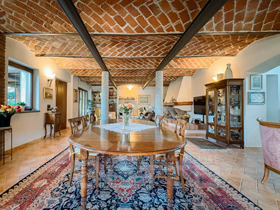 Immagine 35 di Casa indipendente in vendita  in Via Strera n 173 a Oleggio