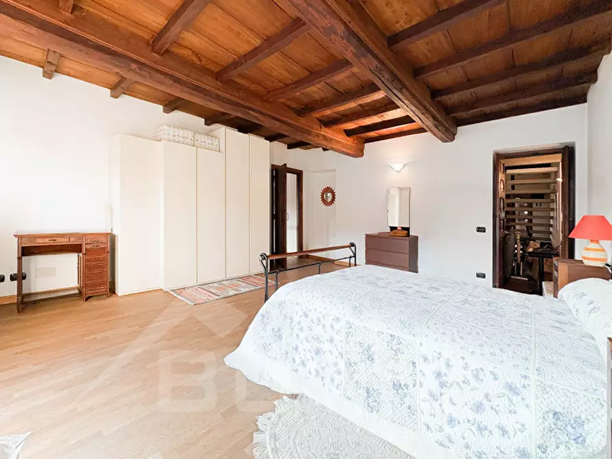 Immagine 78 di Casa indipendente in vendita  in Via Strera n 173 a Oleggio