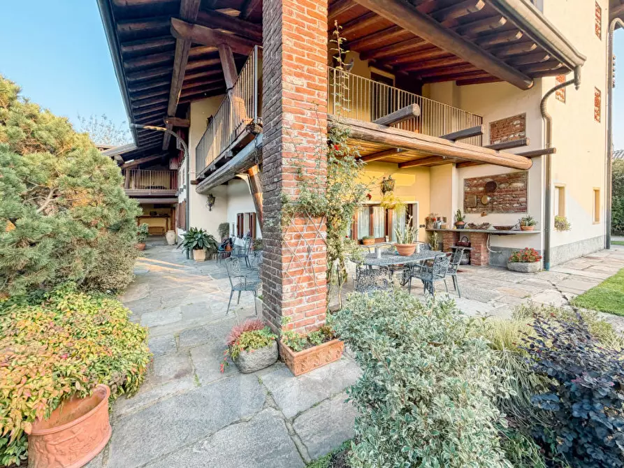 Immagine 101 di Casa indipendente in vendita  in Via Strera n 173 a Oleggio