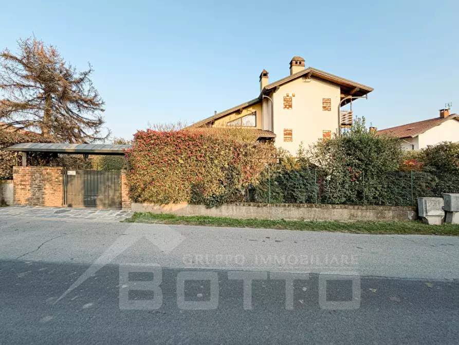 Immagine 115 di Casa indipendente in vendita  in Via Strera n 173 a Oleggio