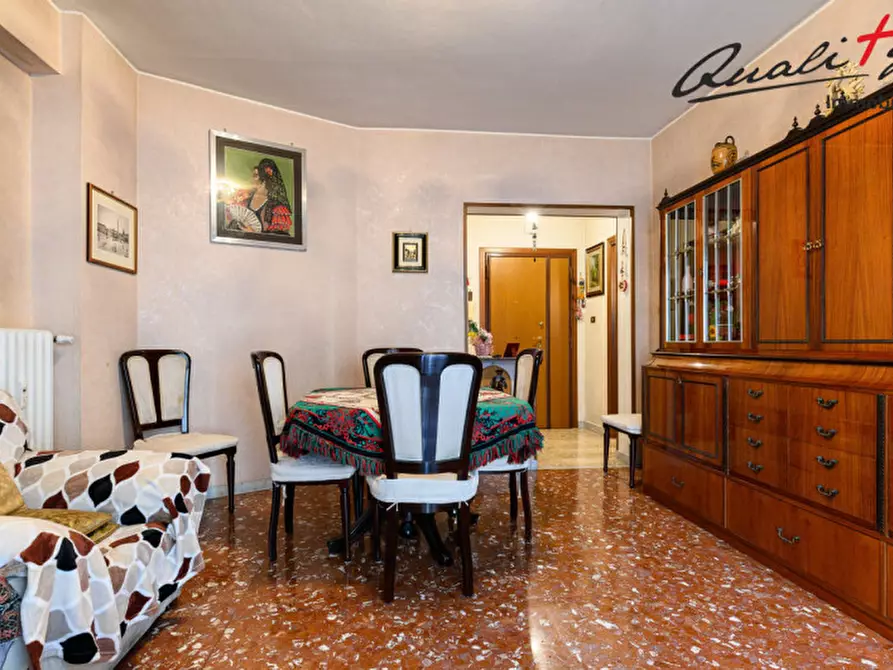 Immagine 4 di Appartamento in vendita  in Via Ugo Pesci a Roma