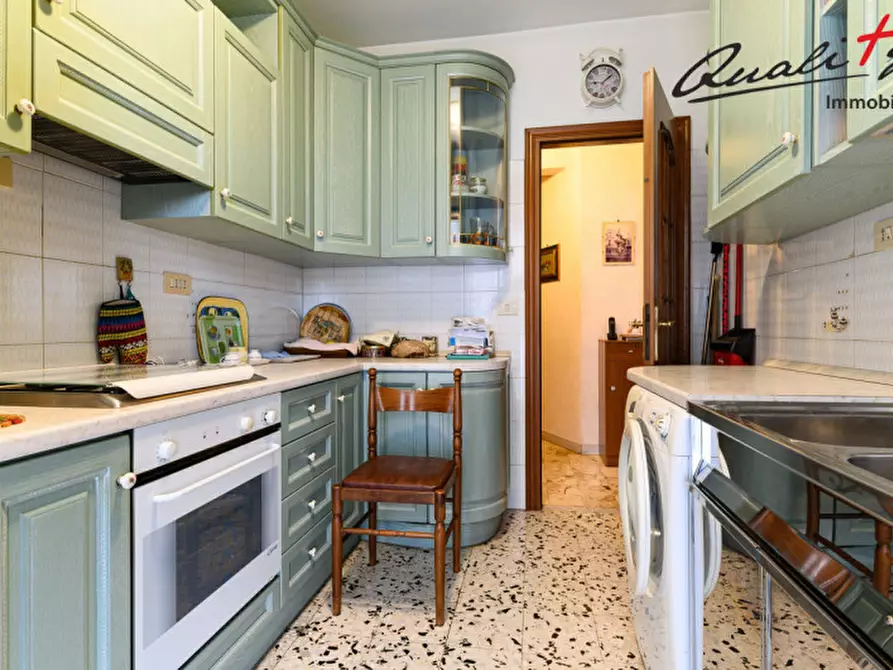 Immagine 8 di Appartamento in vendita  in Via Ugo Pesci a Roma