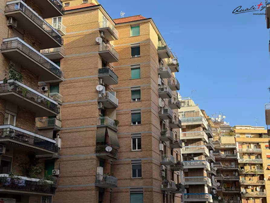 Immagine 36 di Appartamento in vendita  in Via Ugo Pesci a Roma