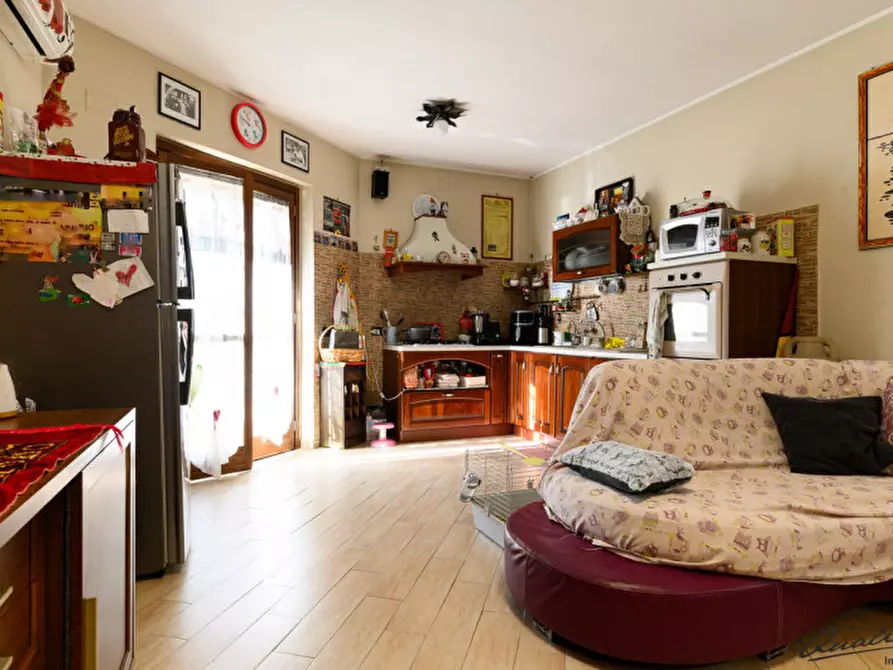 Immagine 2 di Villetta a schiera in vendita  in Via Monteprandone a Roma