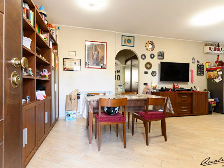 Immagine 5 di Villetta a schiera in vendita  in Via Monteprandone a Roma