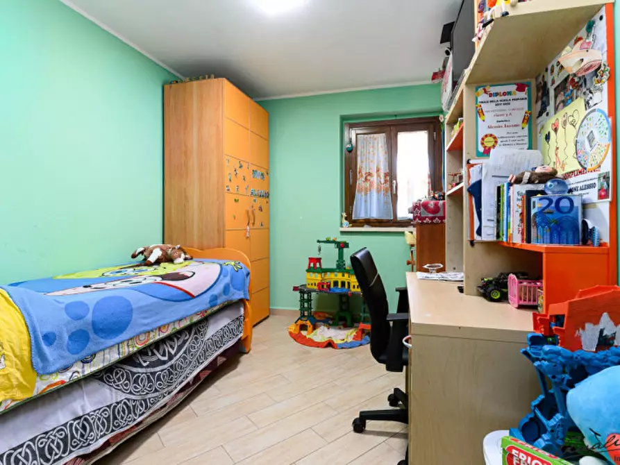 Immagine 12 di Villetta a schiera in vendita  in Via Monteprandone a Roma