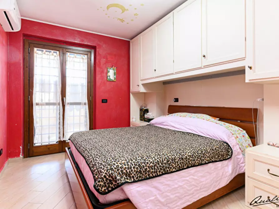 Immagine 15 di Villetta a schiera in vendita  in Via Monteprandone a Roma