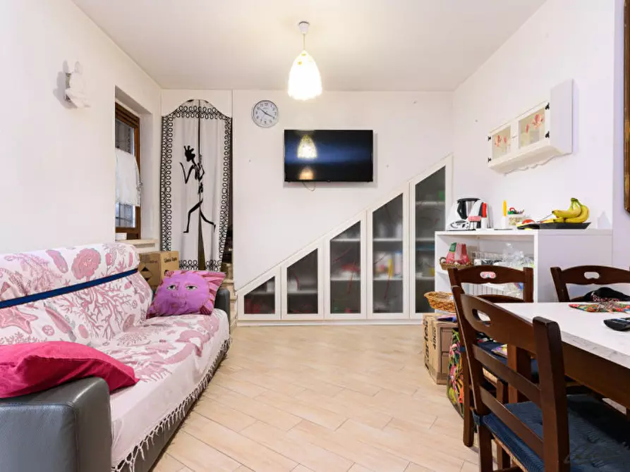 Immagine 22 di Villetta a schiera in vendita  in Via Monteprandone a Roma