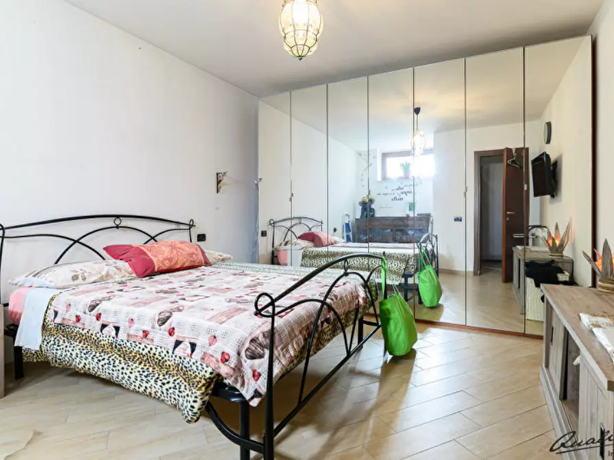 Immagine 24 di Villetta a schiera in vendita  in Via Monteprandone a Roma