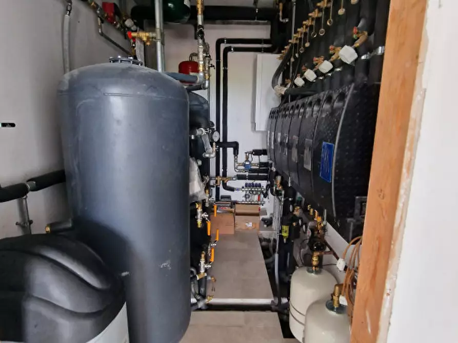 Immagine 10 di Villa in vendita  in Via Francesco De Pinedo a Verona