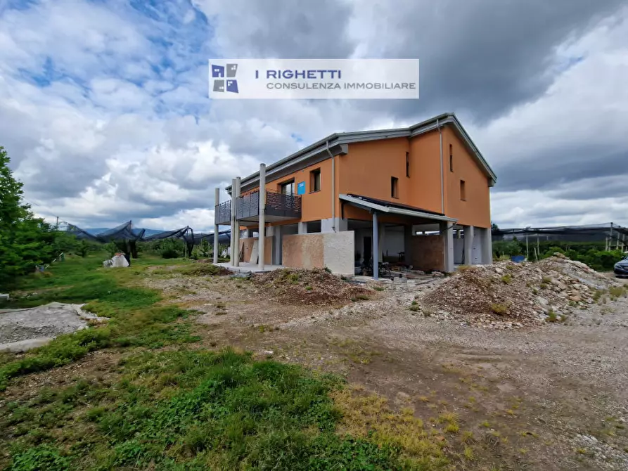 Immagine 12 di Villa in vendita  in Via Francesco De Pinedo a Verona