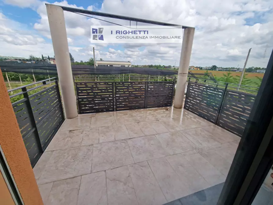 Immagine 18 di Villa in vendita  in Via Francesco De Pinedo a Verona