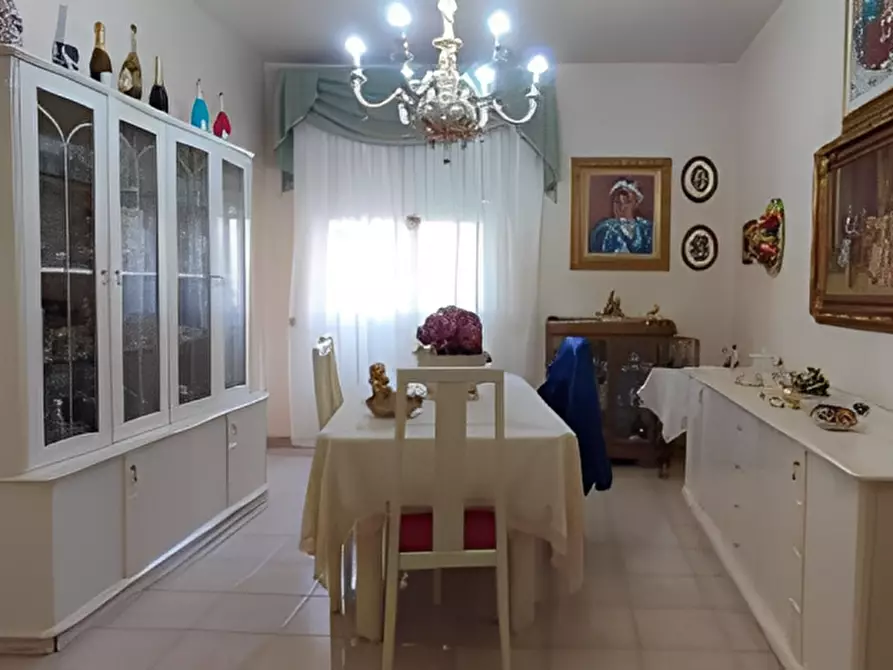 Immagine 4 di Appartamento in vendita  in Via Sacco e Vanzetti, 3 a Palermo