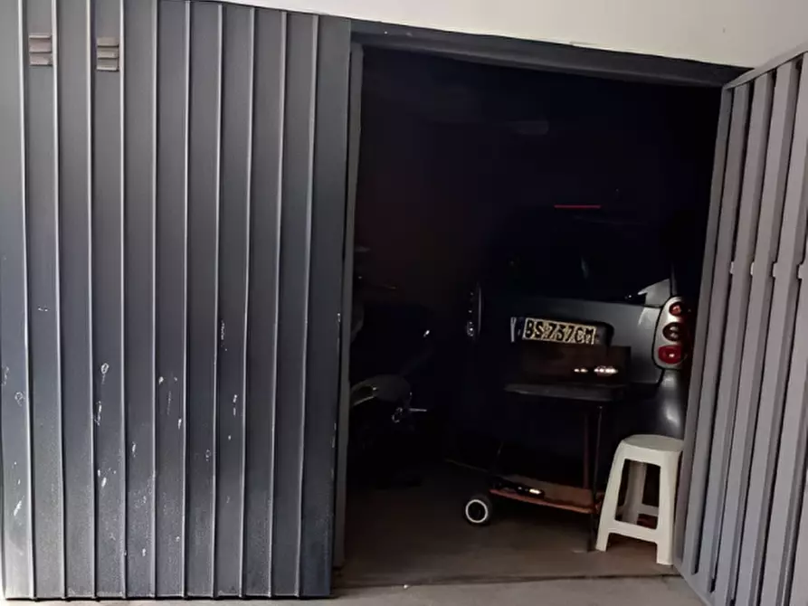 Immagine 9 di Appartamento in vendita  in Via Sacco e Vanzetti, 3 a Palermo