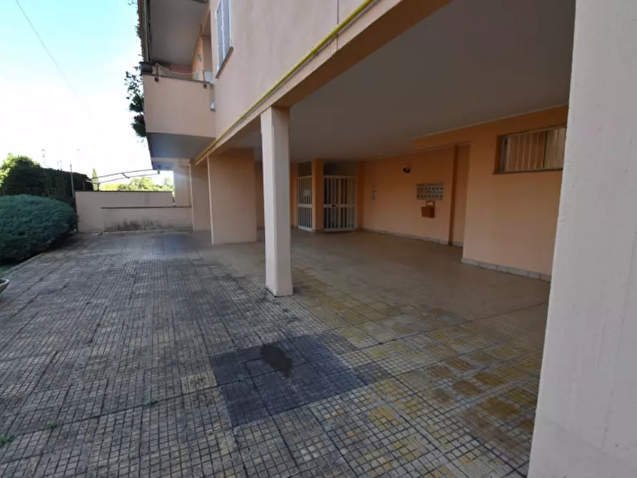 Immagine 12 di Appartamento in vendita  in Via Borgo Ticino a Roma