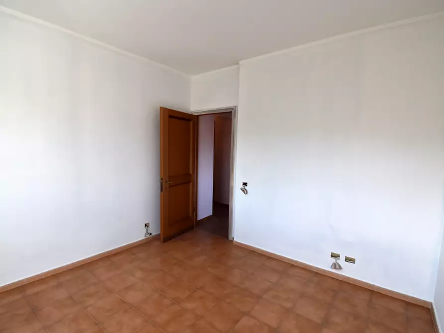 Immagine 17 di Appartamento in vendita  in Via Borgo Ticino a Roma