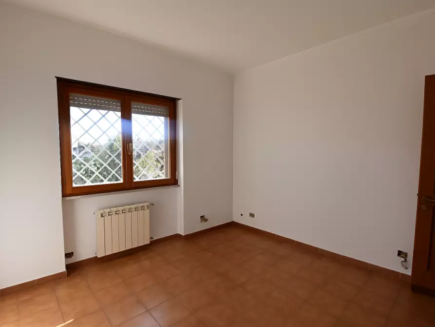 Immagine 19 di Appartamento in vendita  in Via Borgo Ticino a Roma