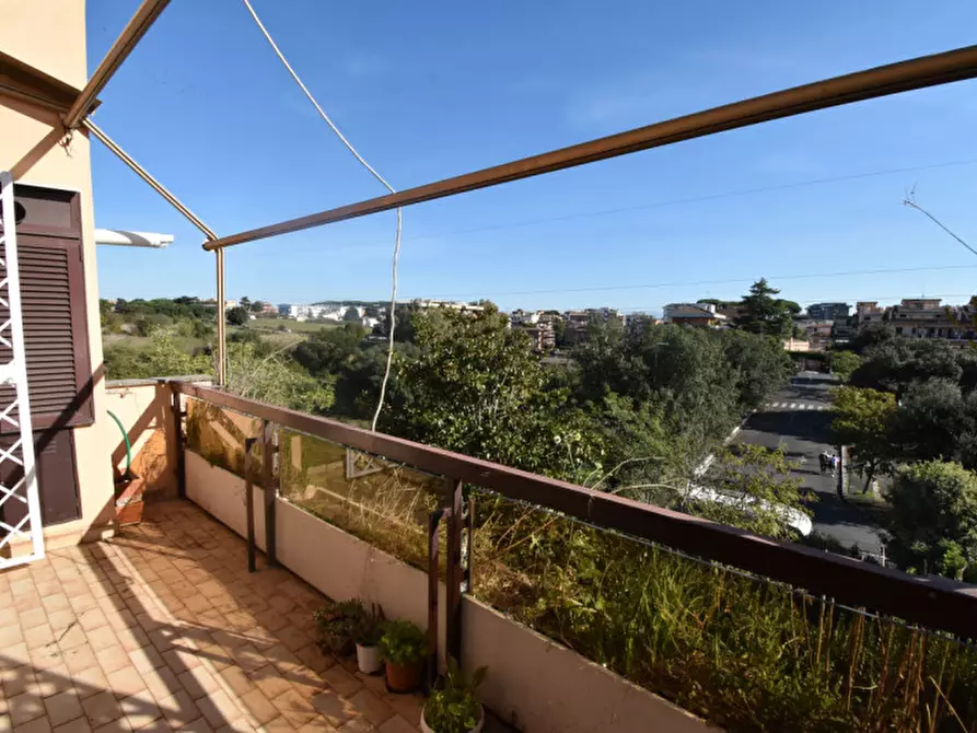 Immagine 49 di Appartamento in vendita  in Via Borgo Ticino a Roma