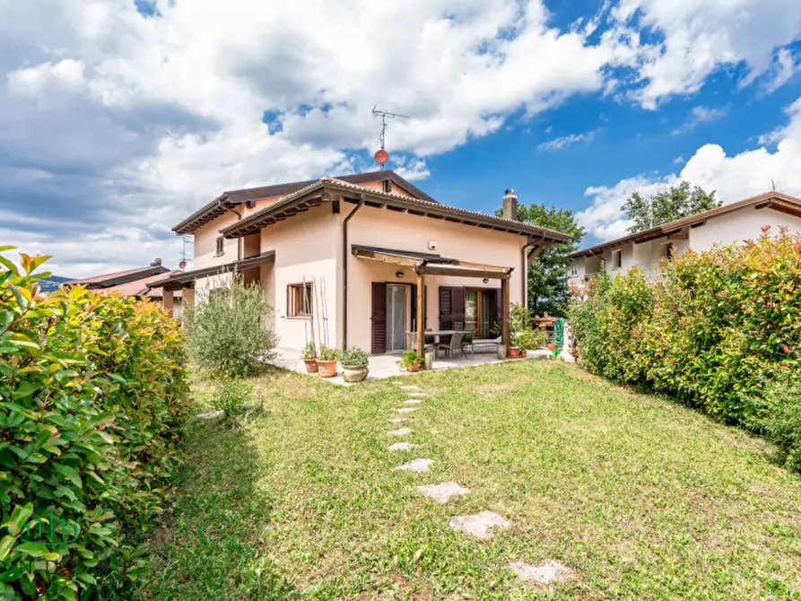 Immagine 12 di Villa in vendita  in via masi a Castiglione Dei Pepoli