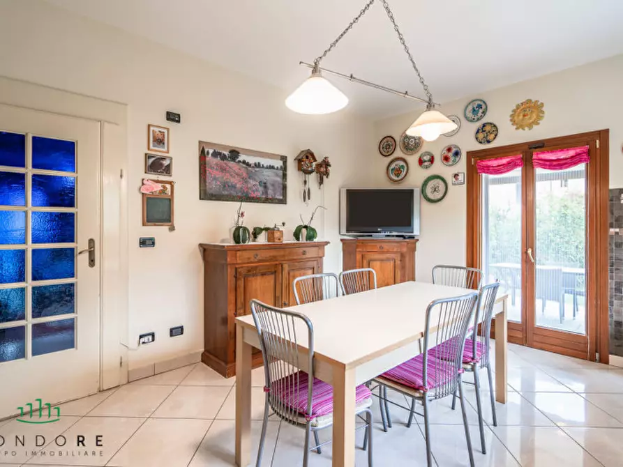 Immagine 58 di Villa in vendita  in via masi a Castiglione Dei Pepoli