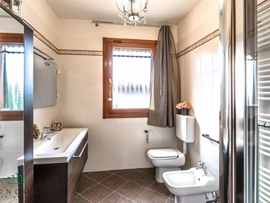 Immagine 71 di Villa in vendita  in via masi a Castiglione Dei Pepoli