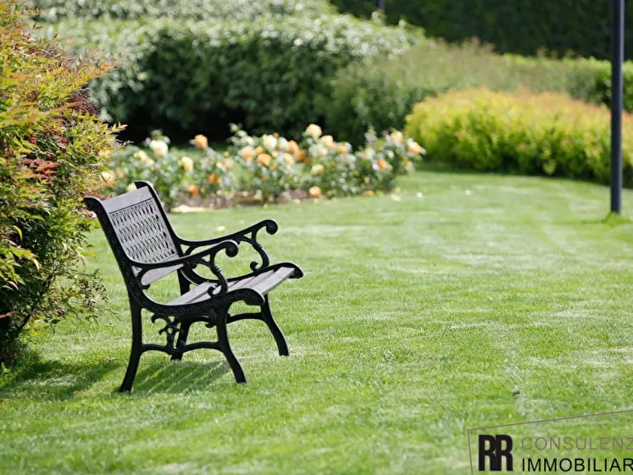 Immagine 4 di Hotel in vendita  in Viale Battaglione Val leogra a Vicenza