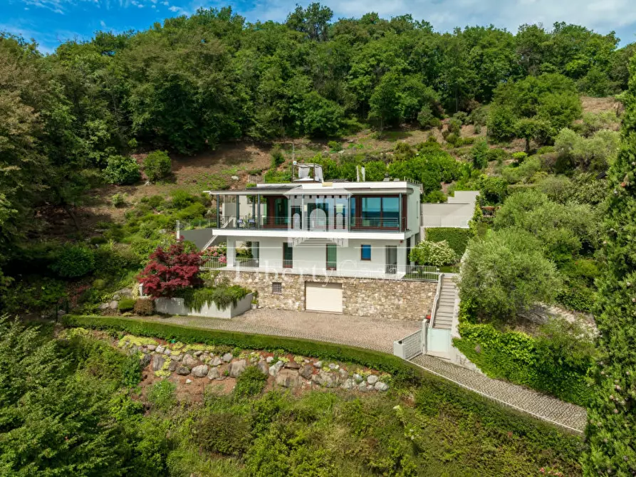 Immagine 4 di Villa in vendita  in Via Bocca di Croce a Salò