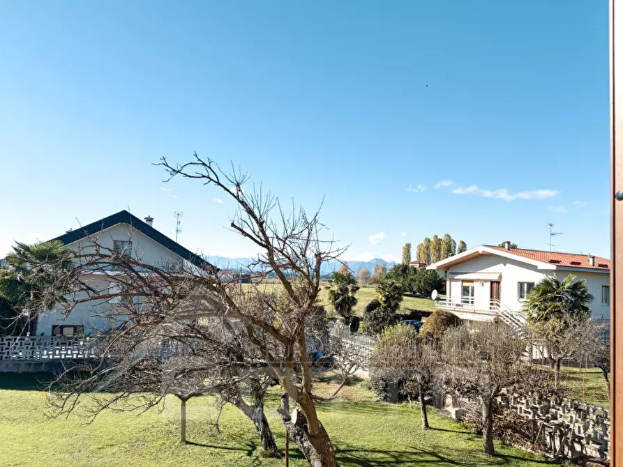 Immagine 16 di Villa in vendita  in via bardesa n 9 a Suno