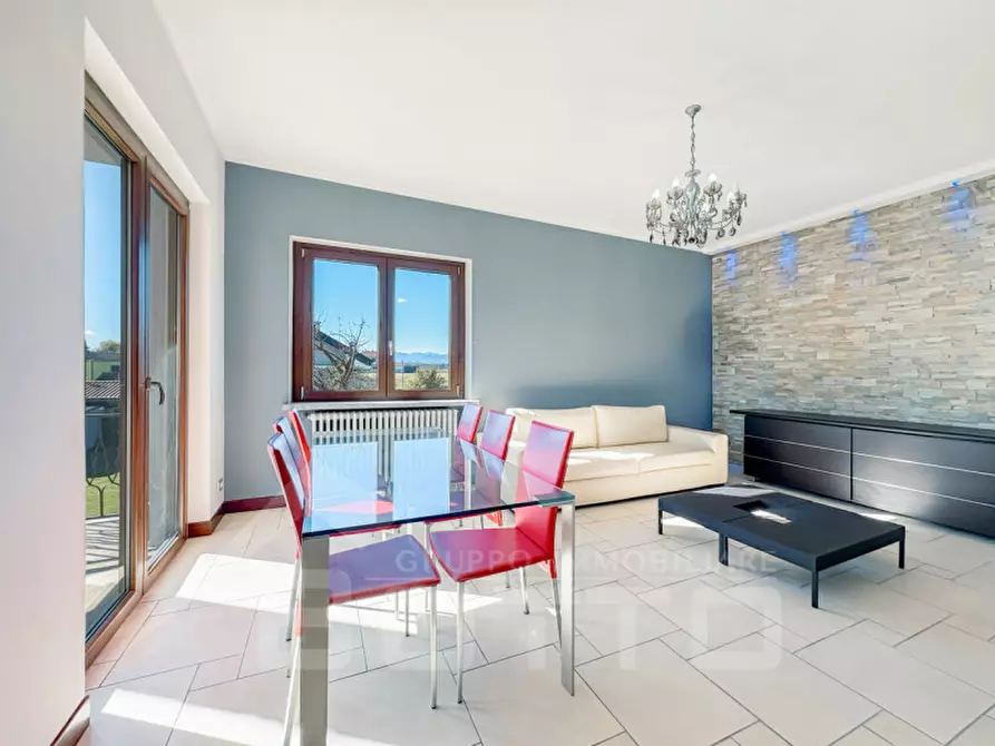 Immagine 17 di Villa in vendita  in via bardesa n 9 a Suno