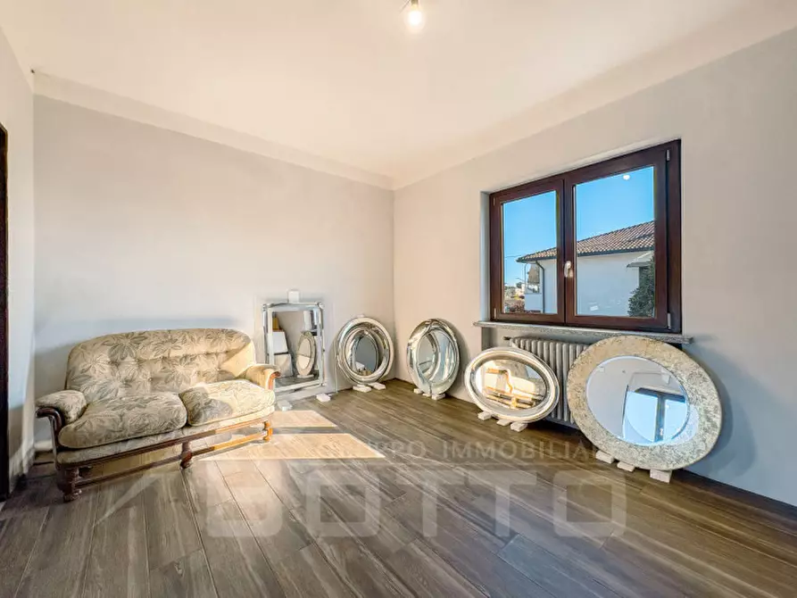 Immagine 29 di Villa in vendita  in via bardesa n 9 a Suno