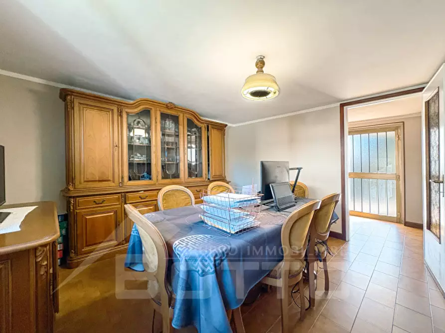 Immagine 37 di Villa in vendita  in via bardesa n 9 a Suno