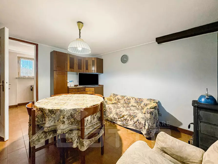 Immagine 40 di Villa in vendita  in via bardesa n 9 a Suno