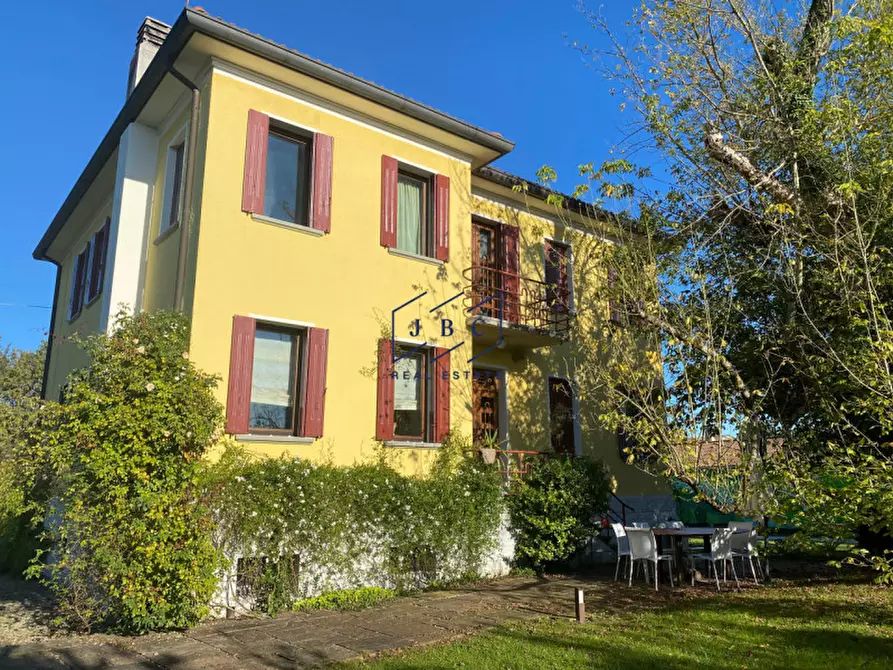 Immagine 32 di Villa in vendita  in Viale Paola Frassinetti a Oderzo