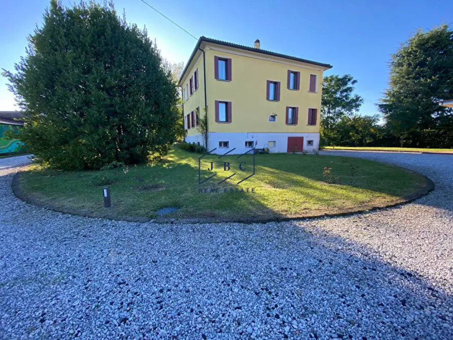 Immagine 36 di Villa in vendita  in Viale Paola Frassinetti a Oderzo
