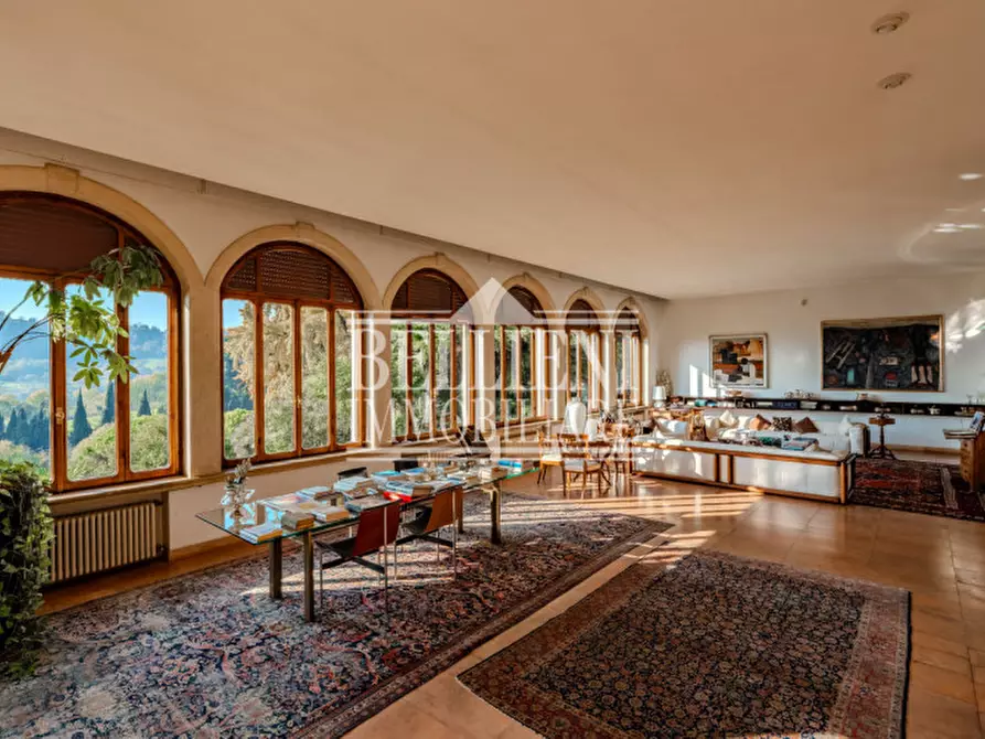 Immagine 1 di Villa in vendita  in Viale Dieci Giugno a Vicenza