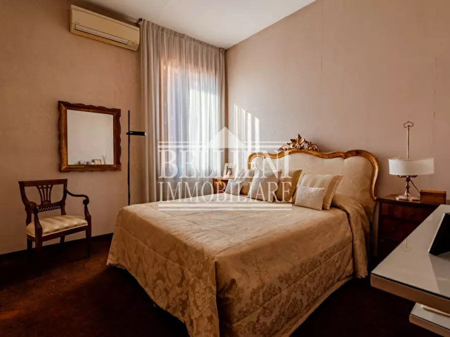 Immagine 32 di Villa in vendita  in Viale Dieci Giugno a Vicenza