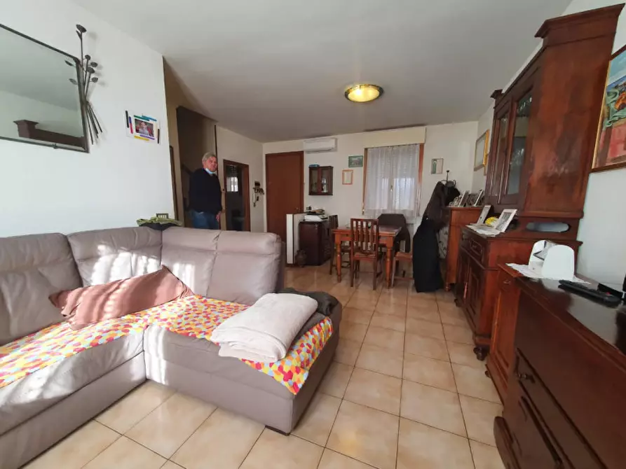 Immagine 13 di Casa bifamiliare in vendita  in Via Fossalta a Cesena