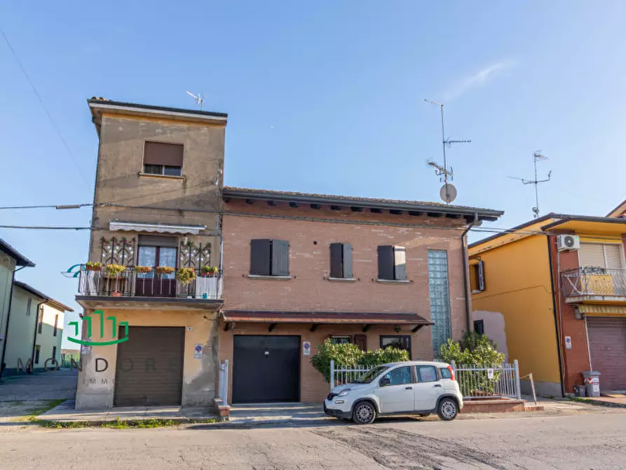 Immagine 1 di Appartamento in vendita  a San Pietro In Casale