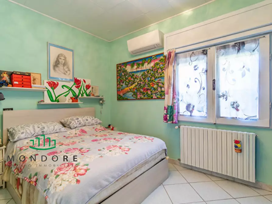 Immagine 18 di Appartamento in vendita  a San Pietro In Casale