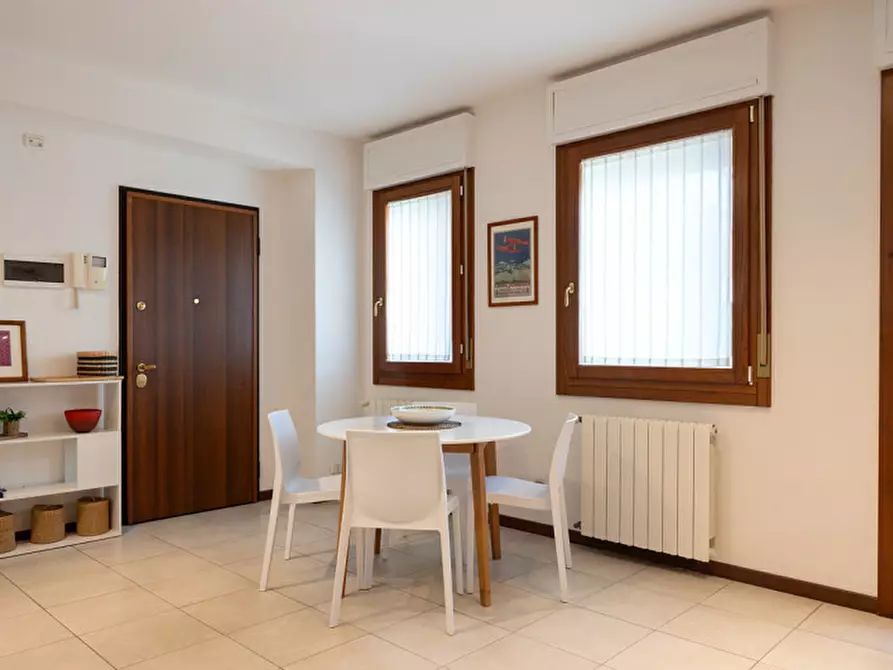 Immagine 2 di Appartamento in affitto  in mestre a Venezia
